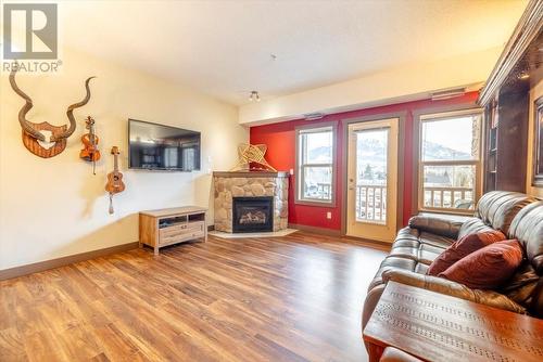 1500 Mcdonald Avenue Unit# 201, Fernie, BC - Indoor Photo Showing Living Room With Fireplace