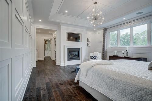 731 Montgomery Drive, Ancaster, ON - Indoor Photo Showing Bedroom With Fireplace