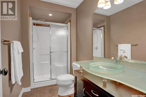 30 Fernwood Bay, White City, SK - Indoor Photo Showing Bathroom