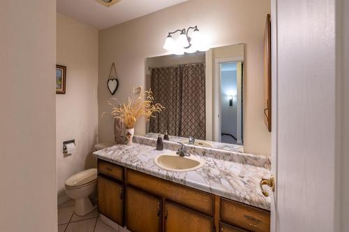 11-80 Green Avenue, Penticton, BC - Indoor Photo Showing Bathroom