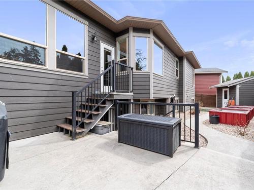 4-3535 Wood Avenue, Armstrong, BC - Outdoor With Exterior