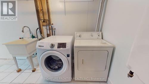 4203 Elora Dr, Mississauga, ON - Indoor Photo Showing Laundry Room