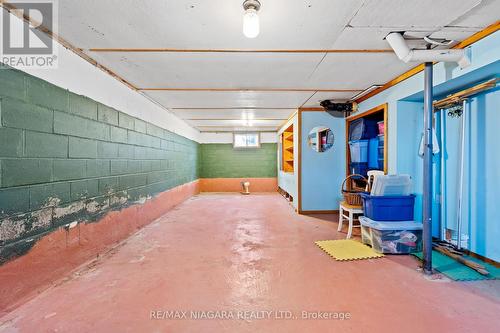 11694 Burnaby Road, Wainfleet, ON - Indoor Photo Showing Other Room