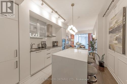 1209 - 12 York Street, Toronto, ON - Indoor Photo Showing Kitchen