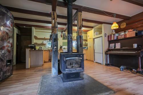 508 Rose Road, Salmo, BC - Indoor With Fireplace