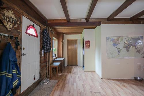 508 Rose Road, Salmo, BC - Indoor Photo Showing Other Room