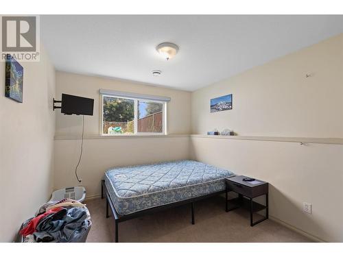270 Ponto Road, Kelowna, BC - Indoor Photo Showing Bedroom