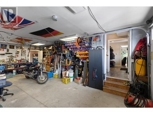 280 Ponto Road, Kelowna, BC - Indoor Photo Showing Garage