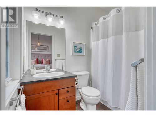 461 Alexander Avenue Unit# 102, Penticton, BC - Indoor Photo Showing Bathroom
