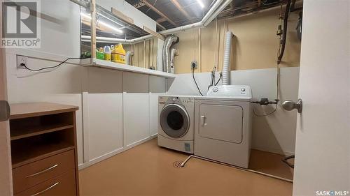 1462 Sibbald Crescent, Prince Albert, SK - Indoor Photo Showing Laundry Room