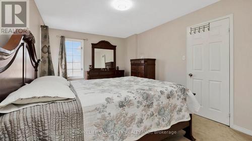 70 Tumbleweed Tr, Brampton, ON - Indoor Photo Showing Bedroom