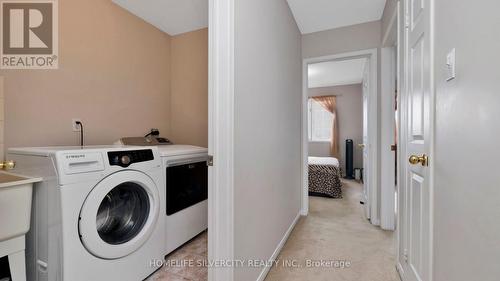 70 Tumbleweed Tr, Brampton, ON - Indoor Photo Showing Laundry Room