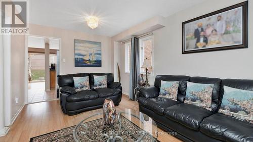 70 Tumbleweed Tr, Brampton, ON - Indoor Photo Showing Living Room