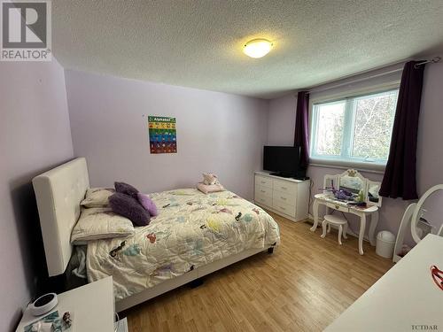 166 Carter Blvd, Temiskaming Shores, ON - Indoor Photo Showing Bedroom