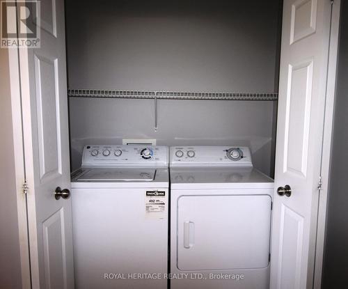 2 Lawson Avenue, Kawartha Lakes, ON - Indoor Photo Showing Laundry Room