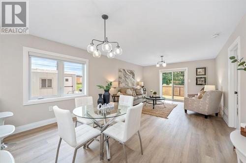 214 St Clair Boulevard Unit# 22, St Clair, ON - Indoor Photo Showing Dining Room