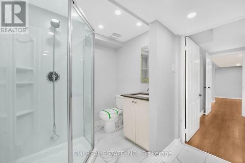 13 Axminster Road, Brampton, ON - Indoor Photo Showing Bathroom