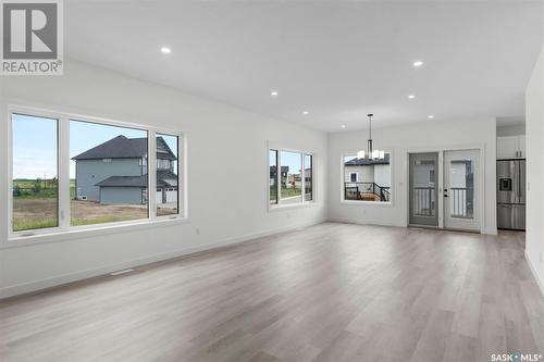 368 Barrett Street, Saskatoon, SK - Indoor Photo Showing Living Room