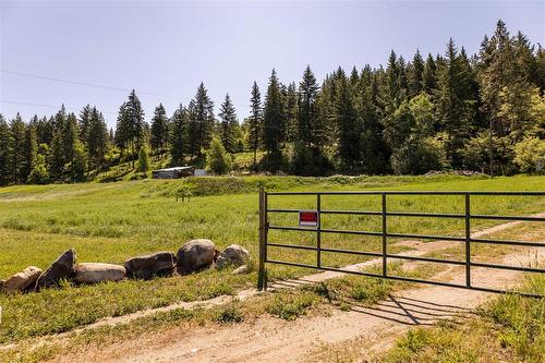 5165 Salmon River Road, Armstrong, BC 