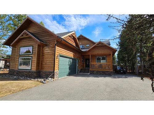 335 Forest Crowne Terrace, Kimberley, BC - Outdoor With Deck Patio Veranda With Facade