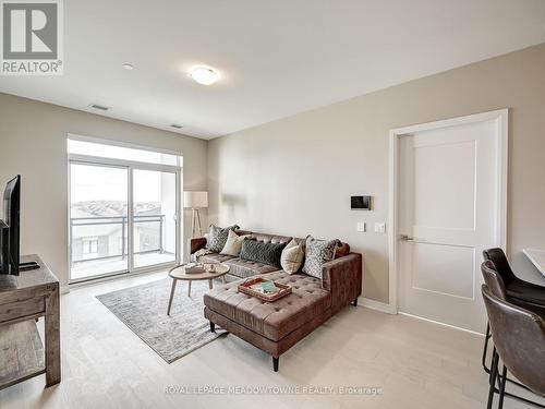 416 - 470 Gordon Krantz Avenue, Milton, ON - Indoor Photo Showing Living Room