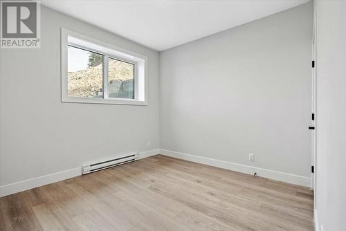1165 Lone Pine Drive, Kelowna, BC - Indoor Photo Showing Other Room