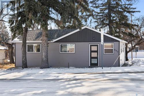 802 4Th Avenue, Raymore, SK - Outdoor