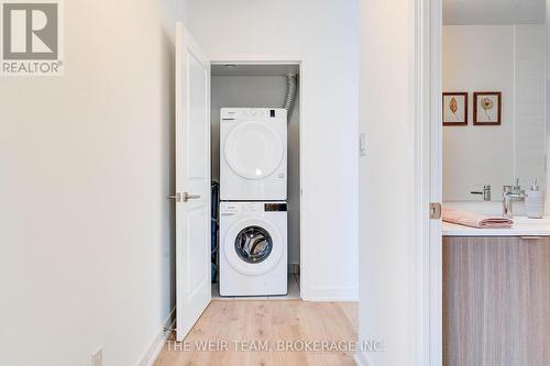 902 - 2799 Kingston Road, Toronto, ON - Indoor Photo Showing Laundry Room
