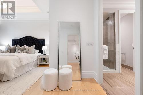 #4002 -311 Bay St, Toronto, ON - Indoor Photo Showing Bedroom