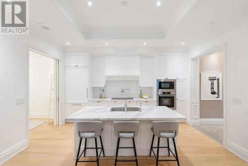 #4002 -311 Bay St, Toronto, ON - Indoor Photo Showing Kitchen With Upgraded Kitchen