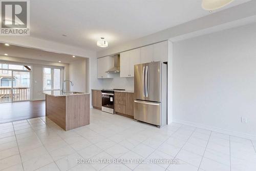 83 Douet Lane, Ajax, ON - Indoor Photo Showing Kitchen With Stainless Steel Kitchen