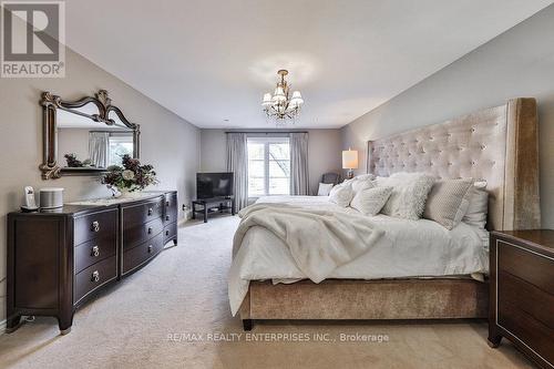 1246 Crawford Crt, Oakville, ON - Indoor Photo Showing Bedroom