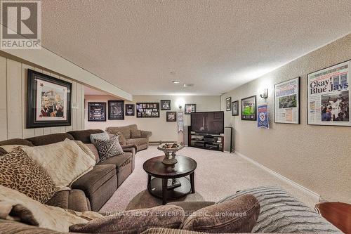 1246 Crawford Crt, Oakville, ON - Indoor Photo Showing Living Room