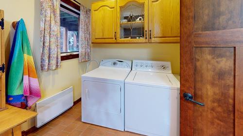 2075 Kirkup Avenue, Rossland, BC - Indoor Photo Showing Laundry Room