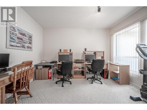 16850 Commonage Road, Lake Country, BC - Indoor Photo Showing Office