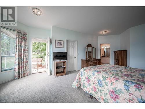 16850 Commonage Road, Lake Country, BC - Indoor Photo Showing Bedroom
