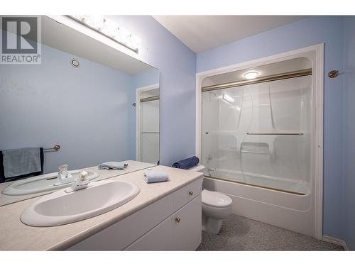 16850 Commonage Road, Lake Country, BC - Indoor Photo Showing Bathroom