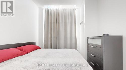 106 - 4 Elsinore Path, Toronto, ON - Indoor Photo Showing Bedroom