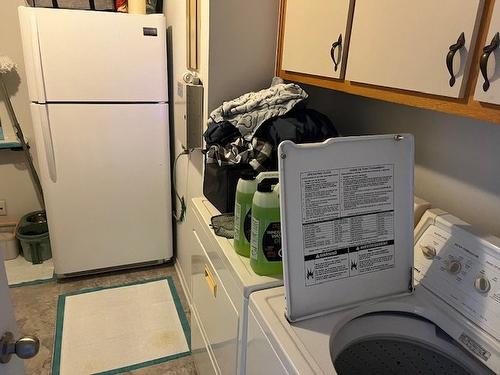 Salle de lavage - 326 Boul. Cartier O., Laval (Laval-Des-Rapides), QC - Indoor Photo Showing Laundry Room