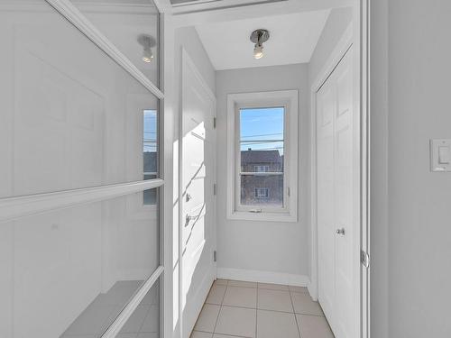 Hall - 201-2279 Rue Mcgill, Longueuil (Le Vieux-Longueuil), QC - Indoor Photo Showing Other Room