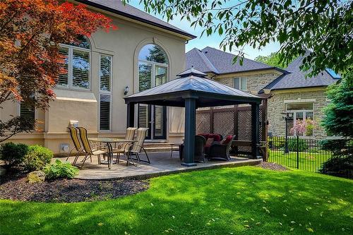 15 Silver Maple Drive, Ancaster, ON - Outdoor
