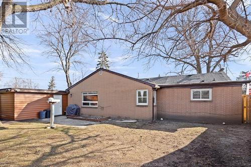 2584 Front Road, Lasalle, ON - Outdoor