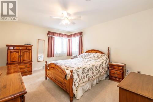 5 Falcon Place, St. John'S, NL - Indoor Photo Showing Bedroom
