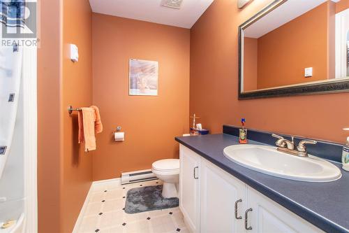 5 Falcon Place, St. John'S, NL - Indoor Photo Showing Bathroom