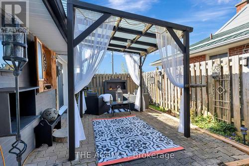 924 Union Street, Kitchener, ON - Outdoor With Deck Patio Veranda