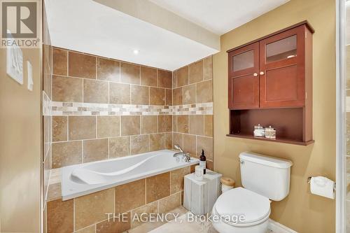 924 Union Street, Kitchener, ON - Indoor Photo Showing Bathroom