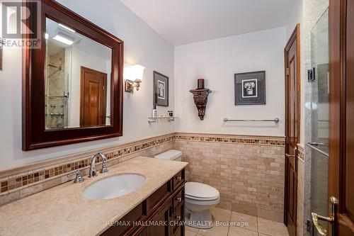 21 Tecumseth Heights Drive, New Tecumseth, ON - Indoor Photo Showing Bathroom