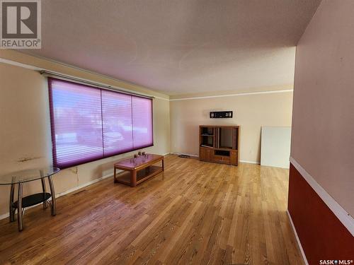 707 Grey Avenue, Grenfell, SK - Indoor Photo Showing Other Room