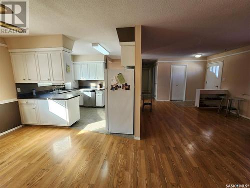 707 Grey Avenue, Grenfell, SK - Indoor Photo Showing Kitchen
