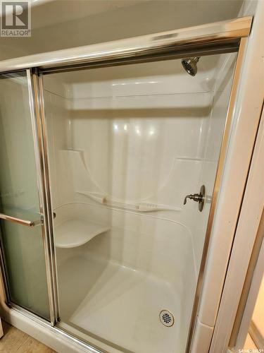 707 Grey Avenue, Grenfell, SK - Indoor Photo Showing Bathroom